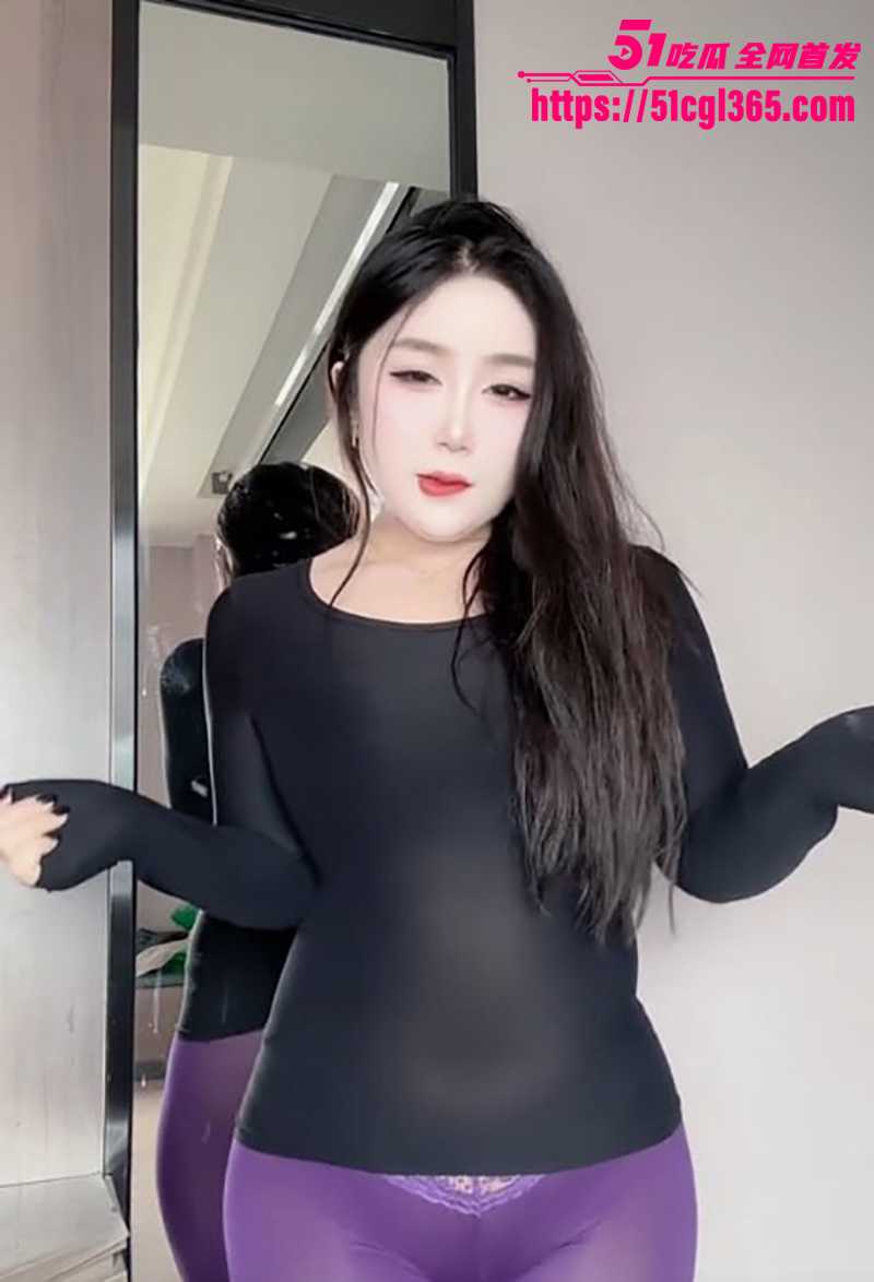 抖音极品微胖型一线天美穴御姐乃月妹妹最新福利定制骚舞合集流出2拷贝
