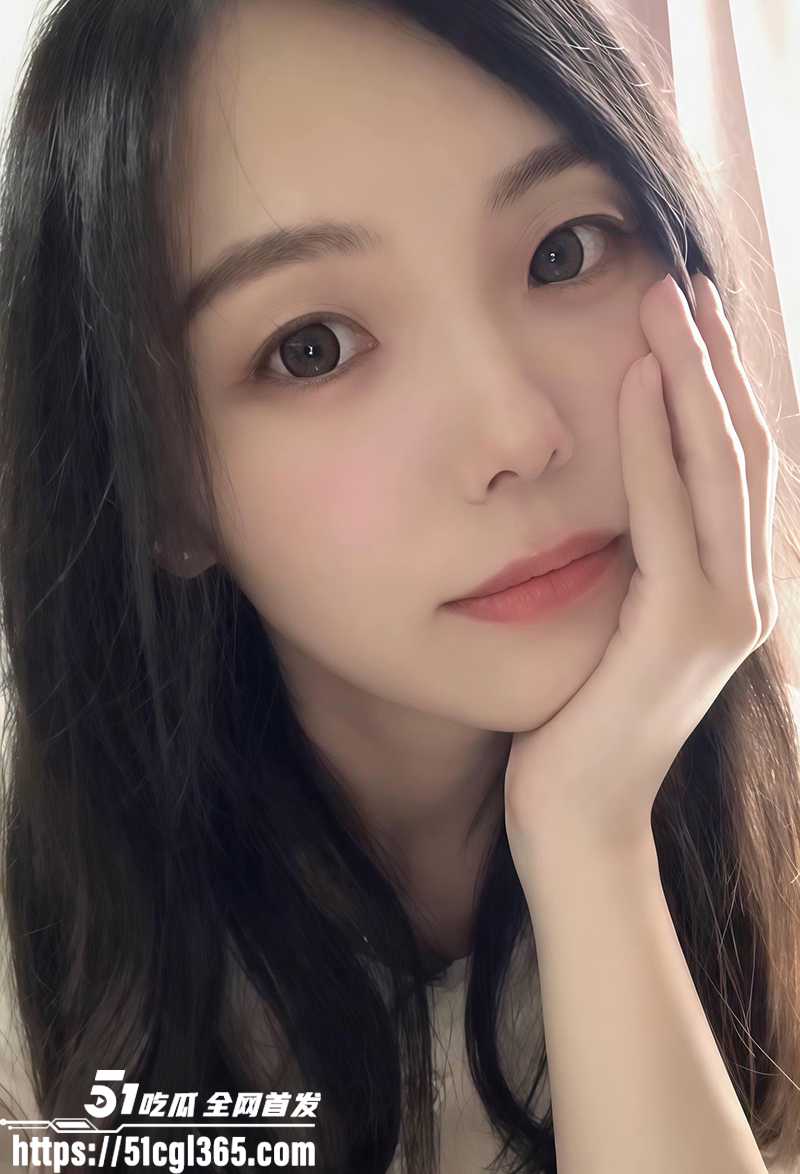 苏州风骚人妻 薛梦霏 出轨视频流出 为保单色诱客户玩车震 在家中偷情寻刺激 露脸舔屌超风骚！