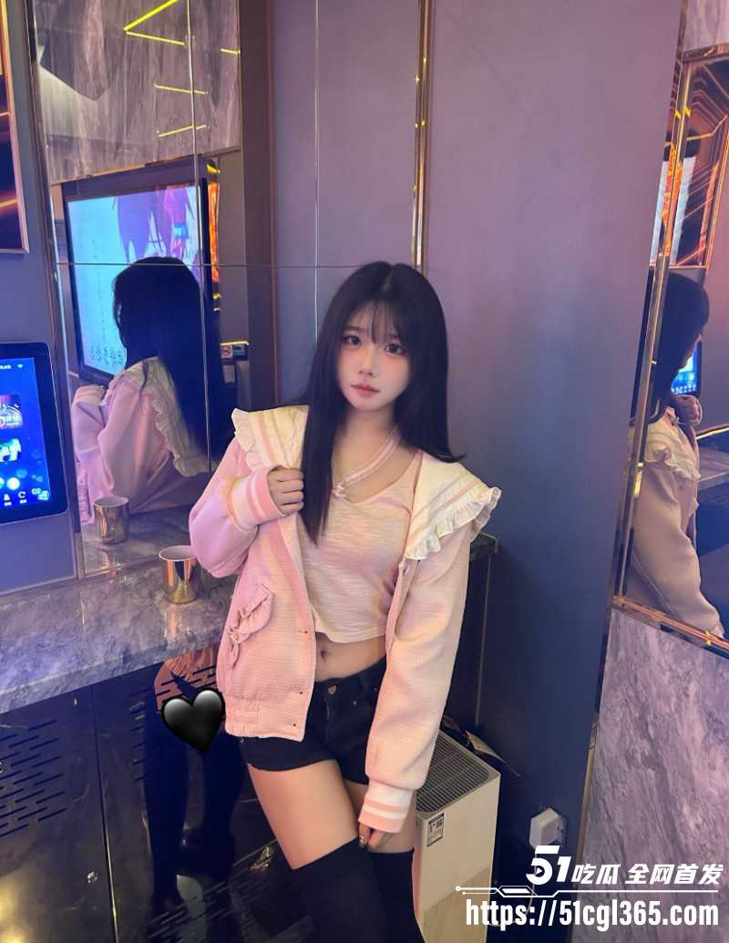 刘奕畅强迫妹子陪酒被拒对其围殴016