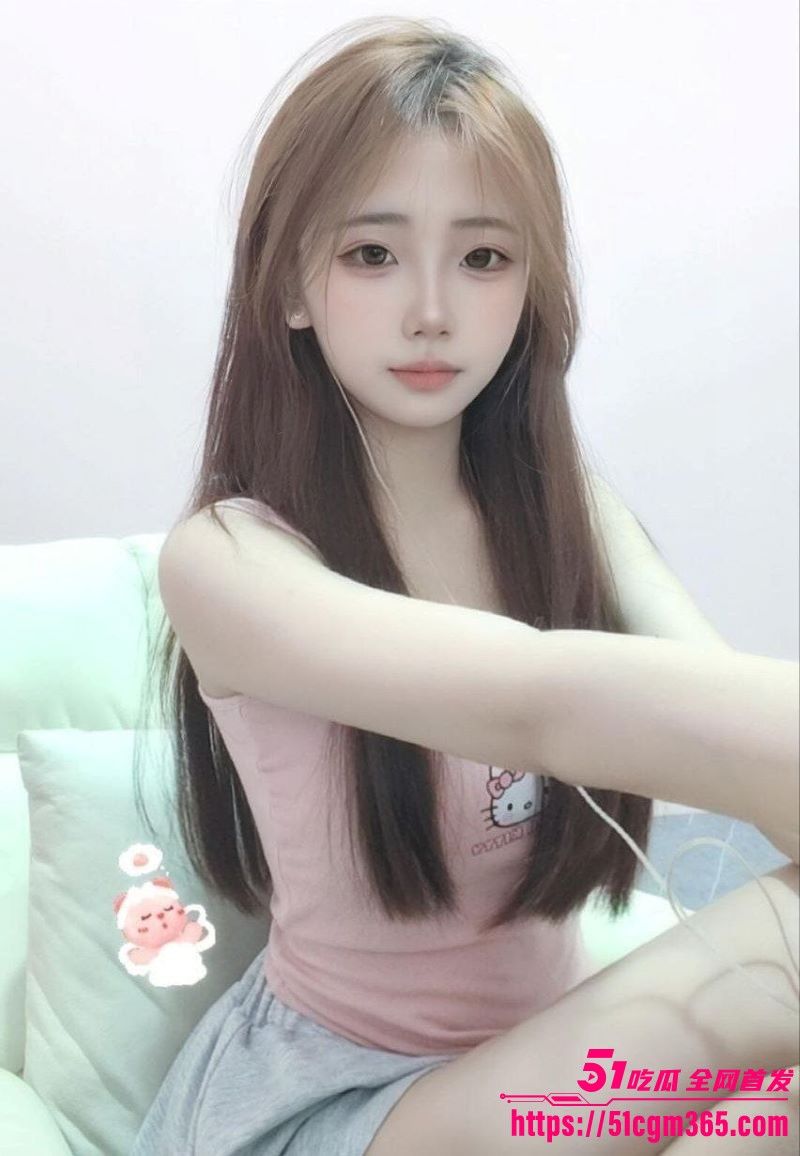快手女主播酒后被人迷奸！醒来自动摇臀浪叫 自慰视频齐流出 嫩逼猛抠喷汁高潮！