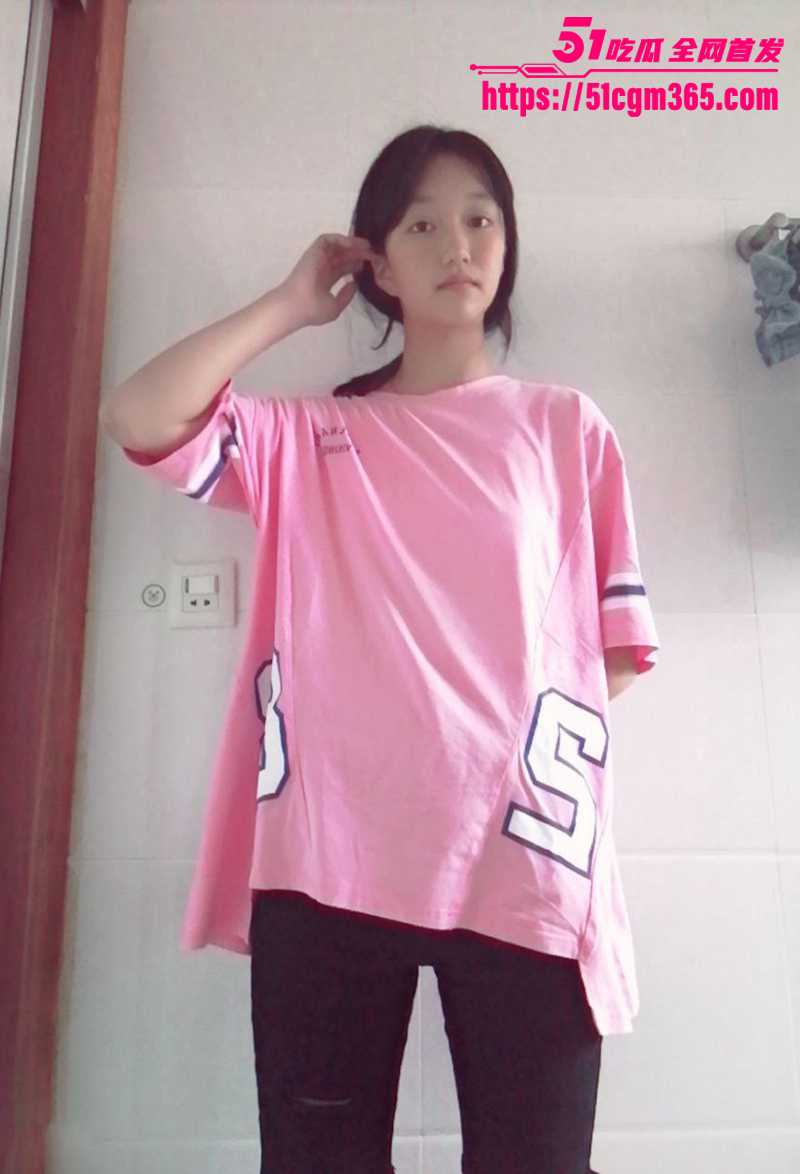 舟山青春学生妹许词俏浴室洗澡视频曝光2拷贝