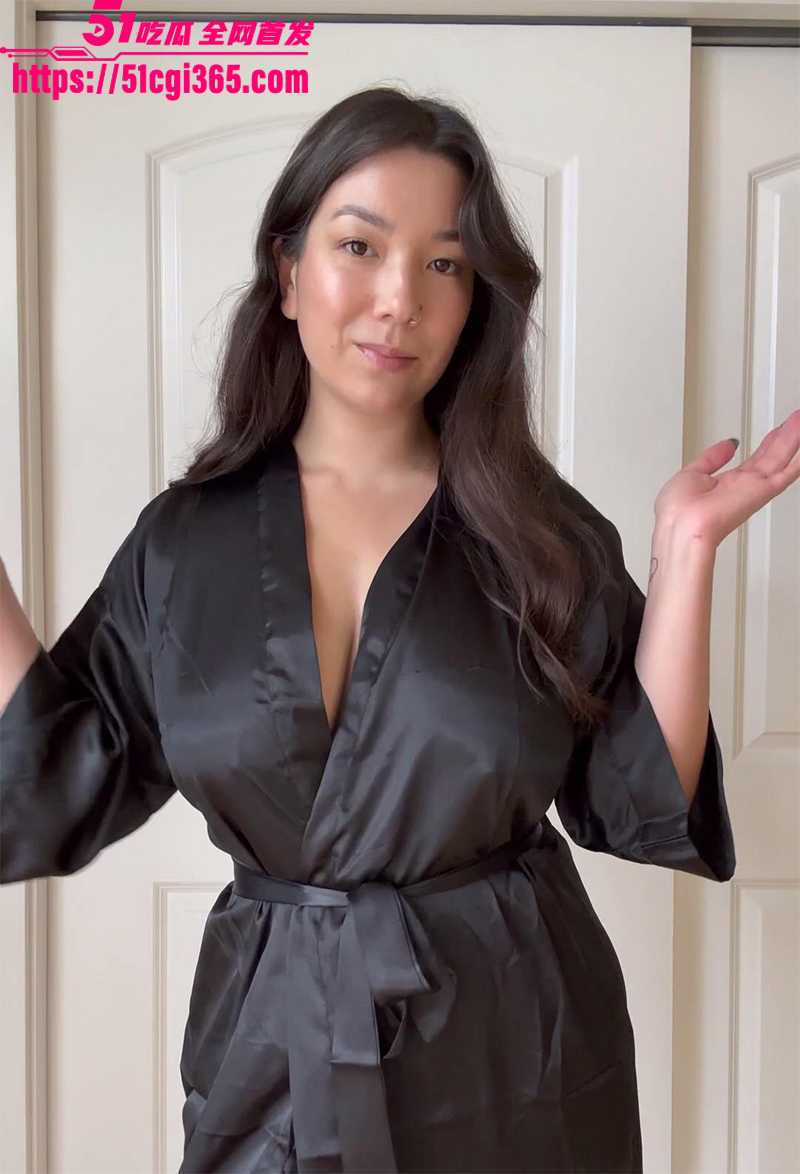 onlyfans巨乳网黄daniellexxvv私拍定制视频流出2拷贝