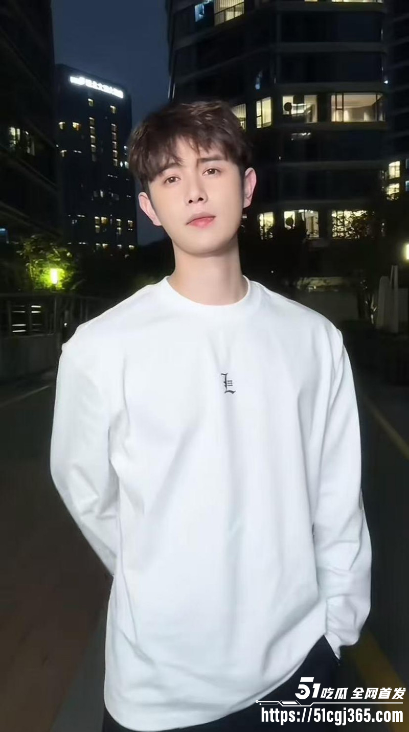 童锦程女友李丽欣曝光性爱视频04