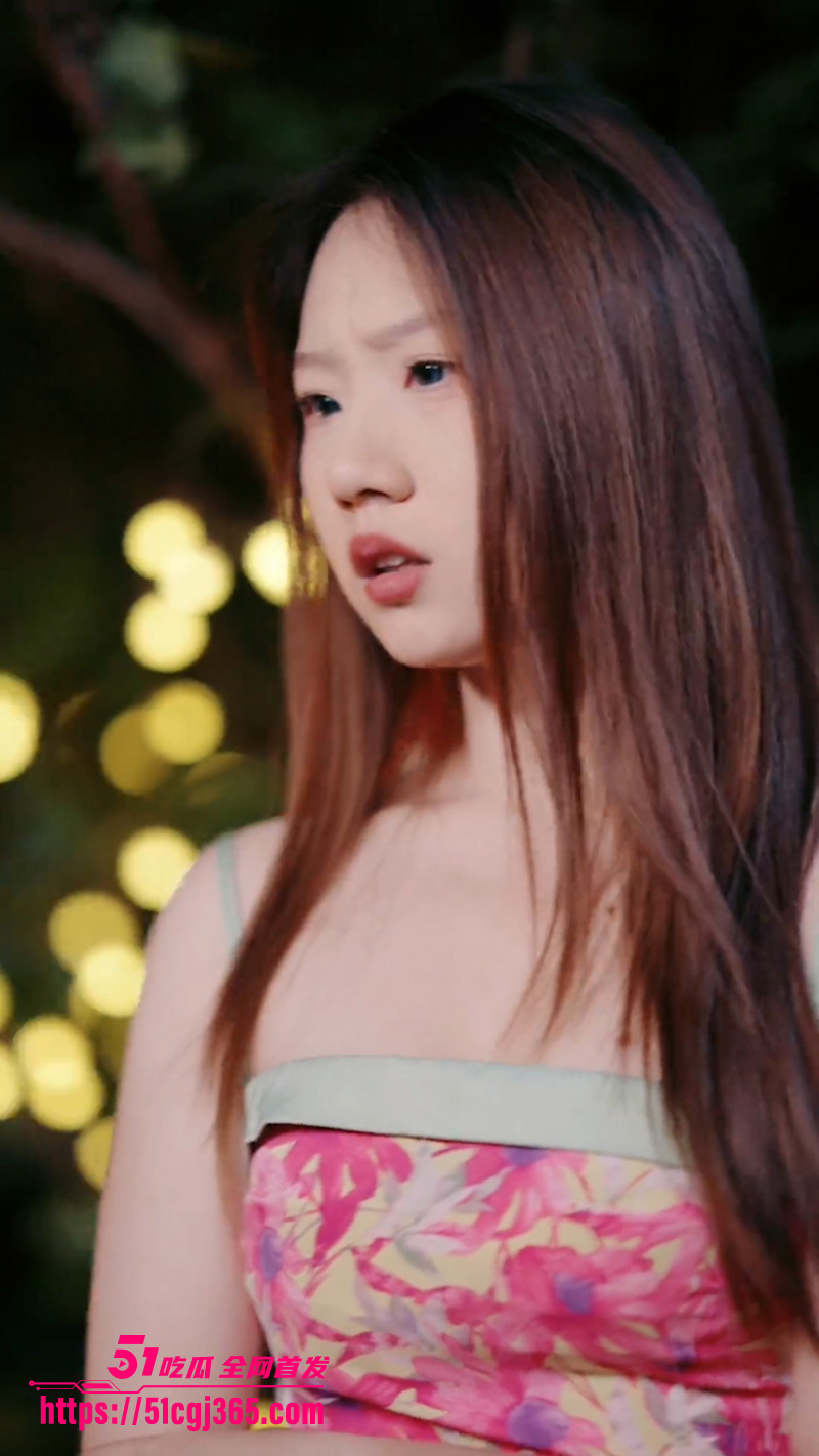 擦边短剧《破咒师》洞房花烛夜就会爆体而亡 破咒师必须带走新娘的初夜才能救命！