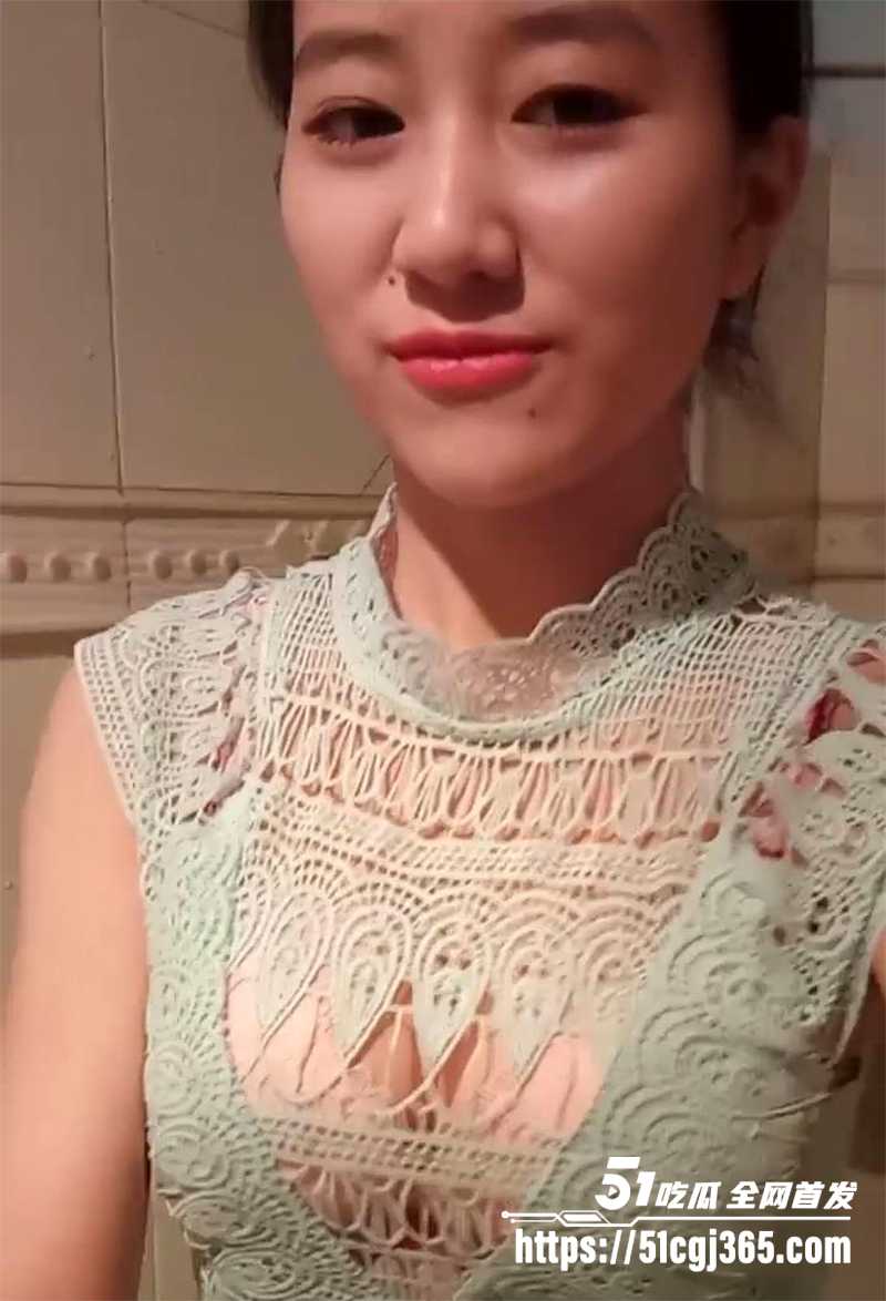 巨乳美少妇裸贷不雅视频曝光 2 拷贝