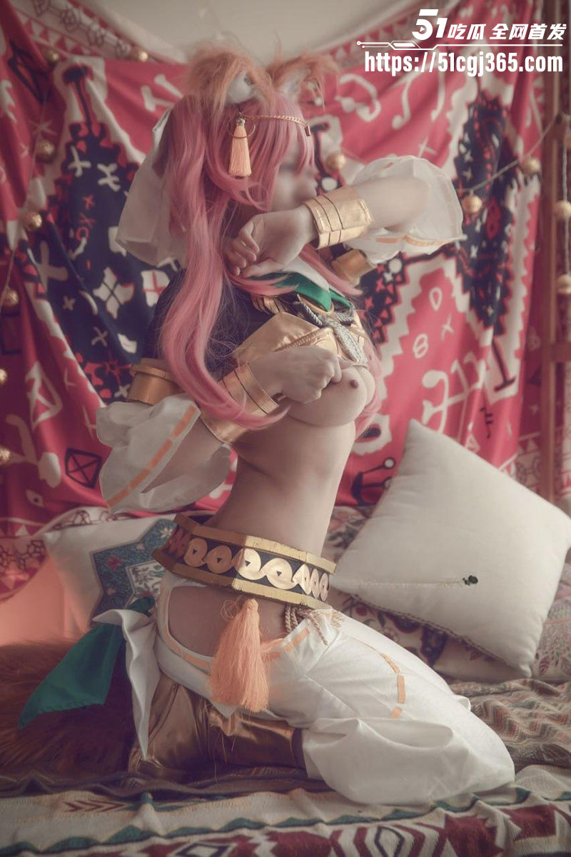 反差女神 Hokunaimeko 玉藻前Cosplay 美乳特写诱惑爆表 狐耳粉发搔首弄姿 反差骚劲让人血脉喷张！