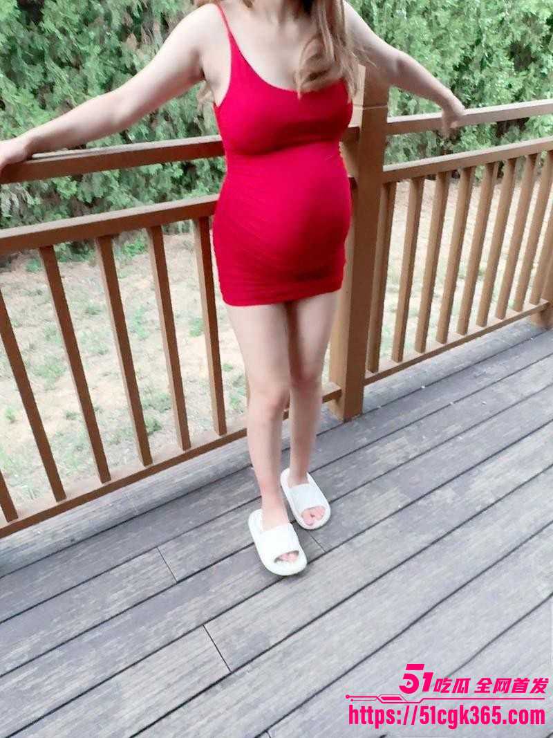 妹妹的第一次给了我海边木屋被强上06