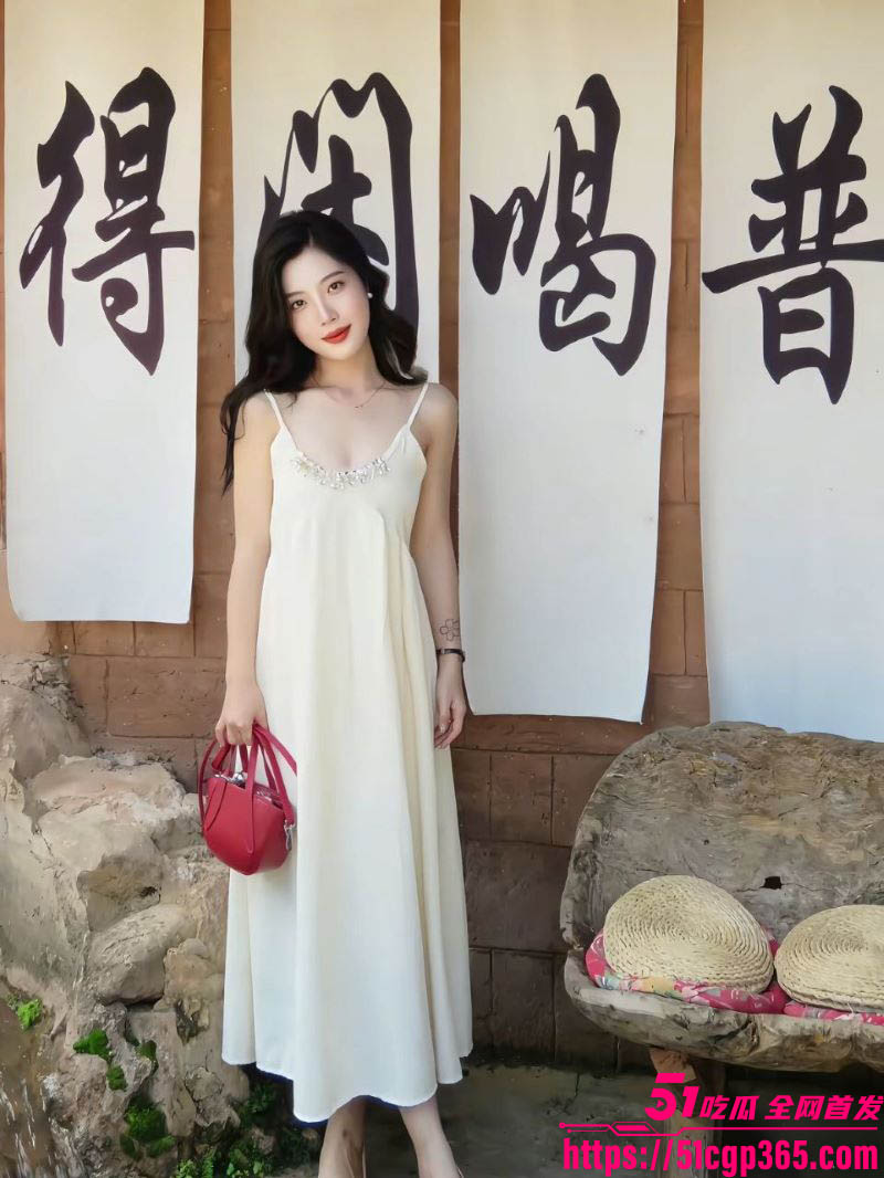 广东惠州小少妇 方瑞祺 家中展示榨精技艺 打飞机手法了得鸡儿撑不了几回就缴枪 翘臀诱惑汁溅高潮！