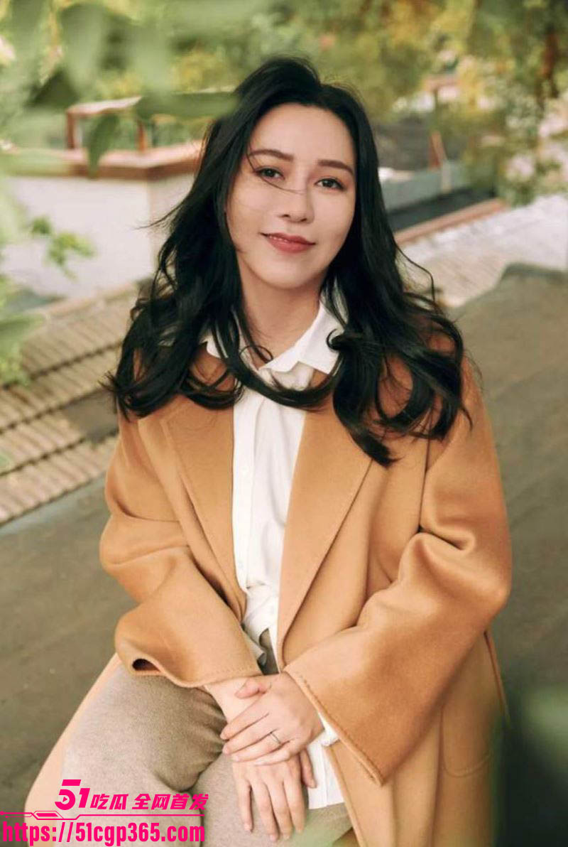 易参创始人黄怡然口交视频再爆 5