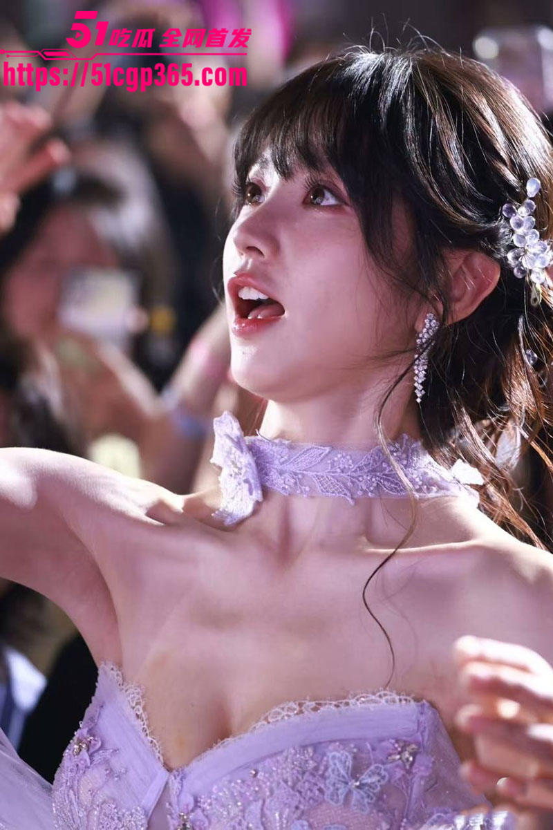 顶流小花旦 田曦薇 AI换脸性爱视频 甜美脸蛋娇羞浪叫 女上骑乘狂摇无比诱惑！