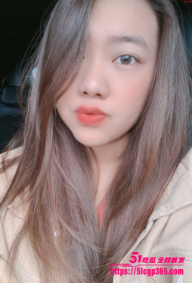 极品反差学生妹 与表哥乱伦玩露脸调教 巨乳肥臀嫩鲍早熟 舔屌深喉被花式爆操 肥逼不流外人田啊！
