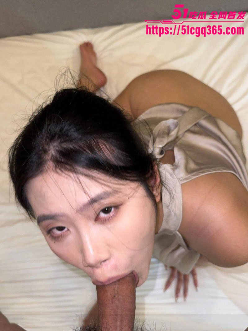 抖音网红 南南想吃糖 私密福利合集 户外三点全漏 浴室伸舌舔腋 极致口交阿黑颜骚浪啪啪 反差爆表！