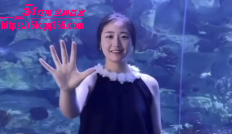 河南风骚女教师 杨悦悦 与炮友啪啪视频流出 身材妖娆蜜穴粉嫩 翘臀后入浪叫连连！