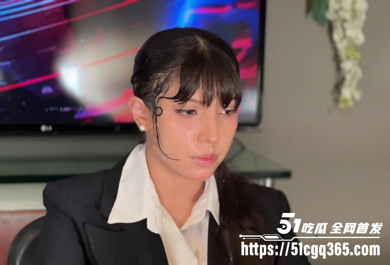 Tylerx0x新闻主播整活颜射视频流出 9 拷贝