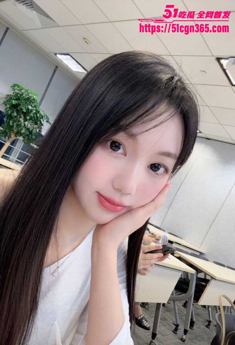上海世界模特荔枝 下海卖淫视频曝光 3 拷贝
