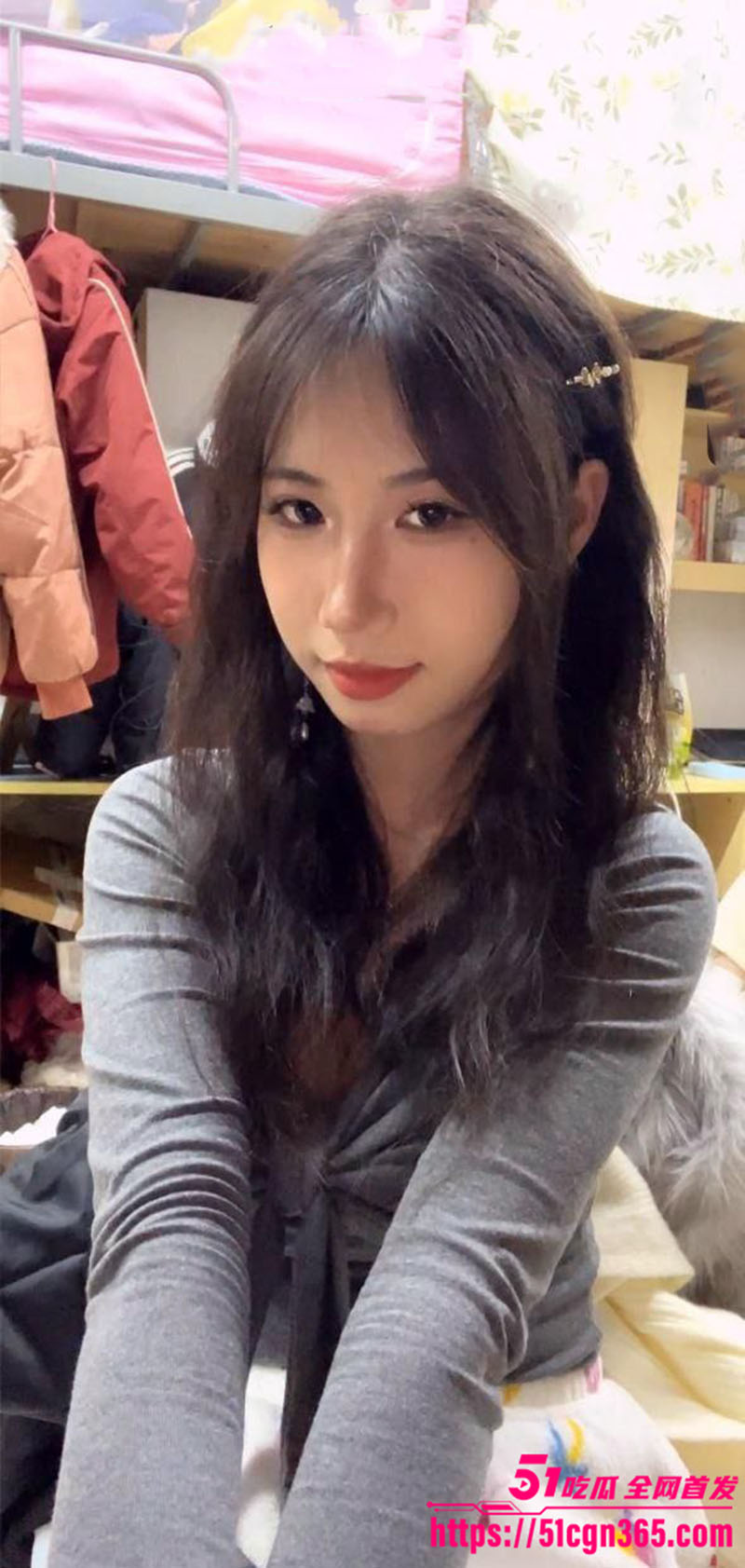 清纯女大学生做爱视频 被男友泄密曝光 情趣制服勾勒完美身材 露脸口交多姿势激情交合！