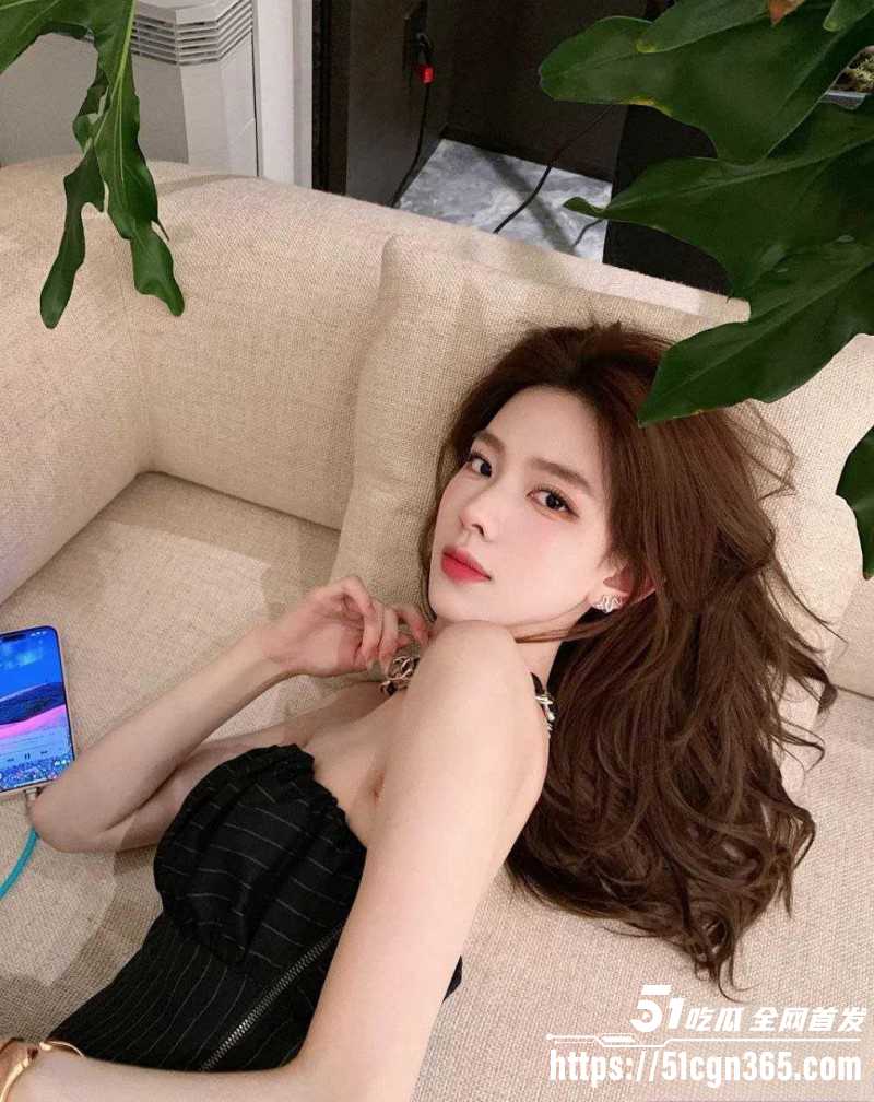 抖音千万级网红孙一宁实锤为卖逼女06