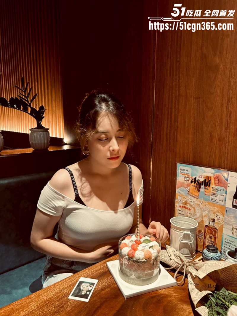 北京美女研究生Elee出轨被曝光06