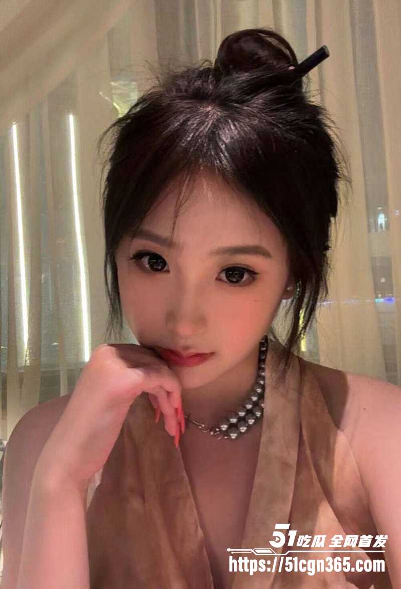重庆小美女王妍欣 不雅视频流出 2 拷贝