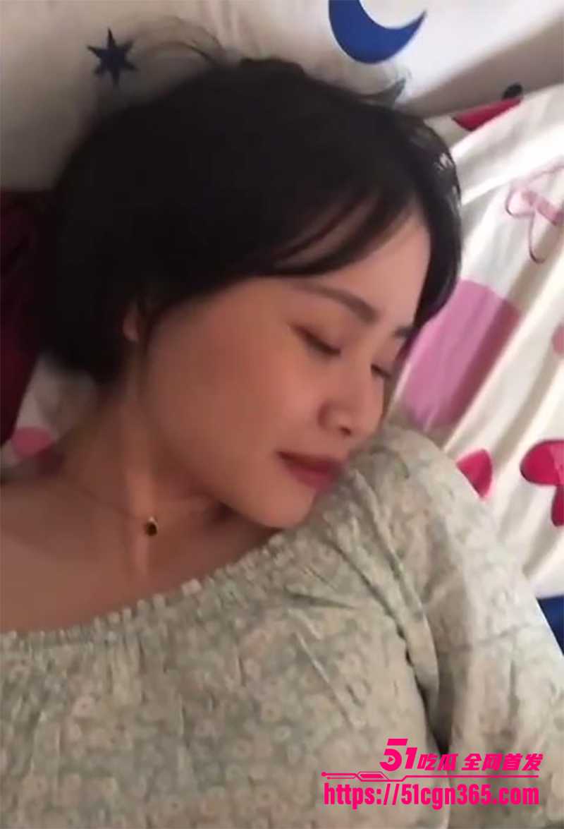 重庆小美女王妍欣 不雅视频流出 3 拷贝