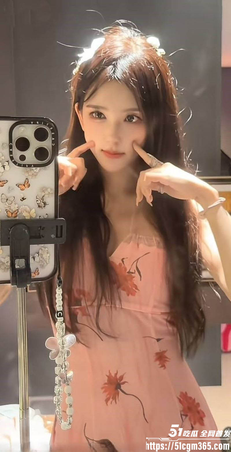 电竞女神RitaAI脱衣系列 2