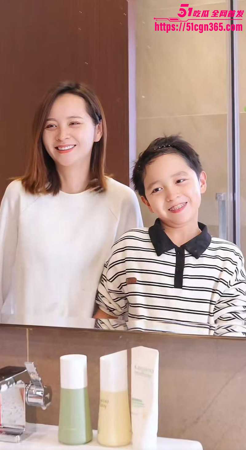 古风女演员邓莎老公路行塌房010