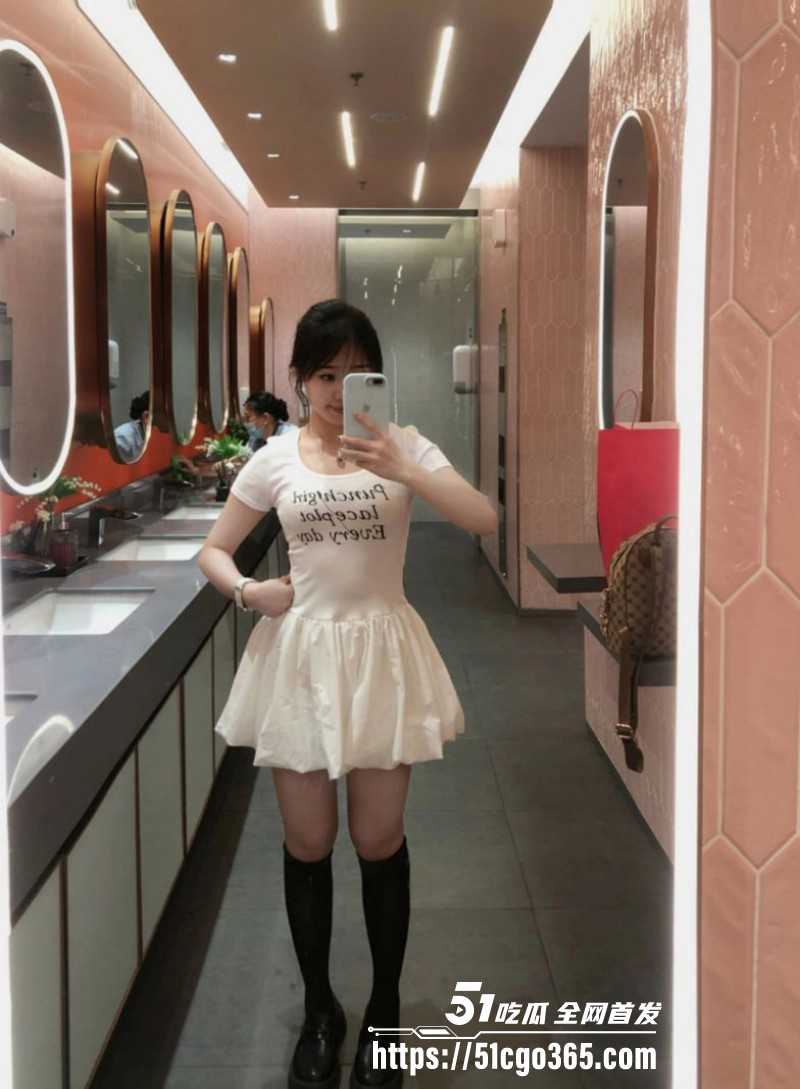超反差舞蹈系学妹被绿帽男友曝光06