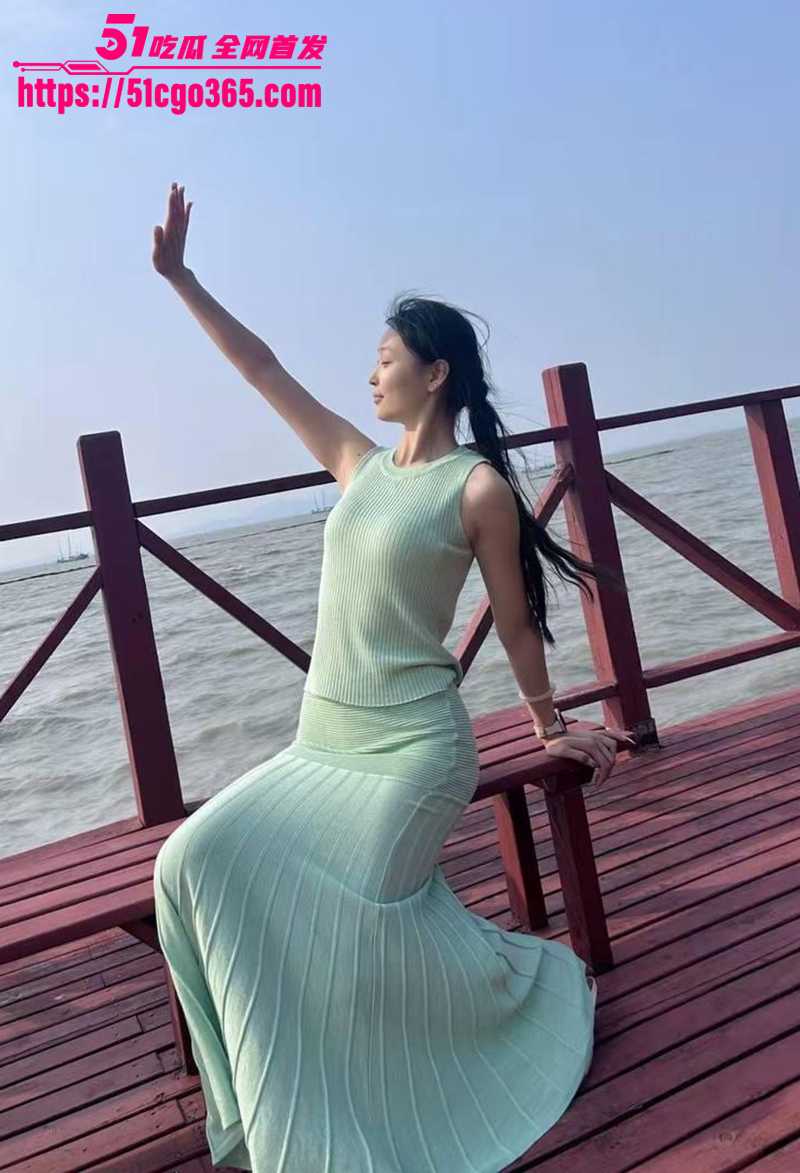 浙江海洋大学清纯校花王云不雅视频曝光4拷贝
