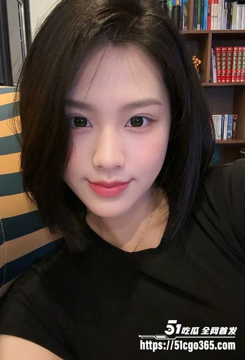 浙江温州白富美刘璐不雅视频流出 2 拷贝