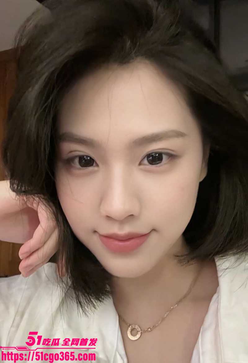 浙江温州白富美刘璐不雅视频流出 3 拷贝