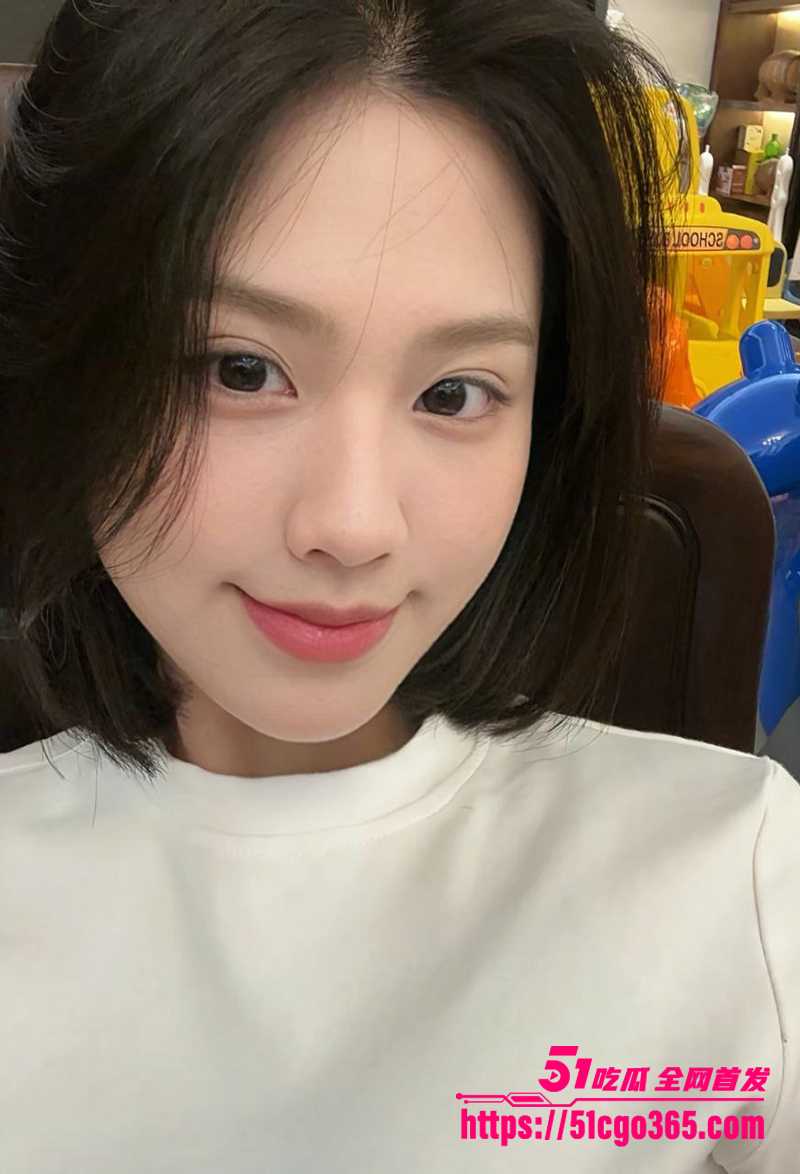 浙江温州白富美刘璐不雅视频流出 4 拷贝