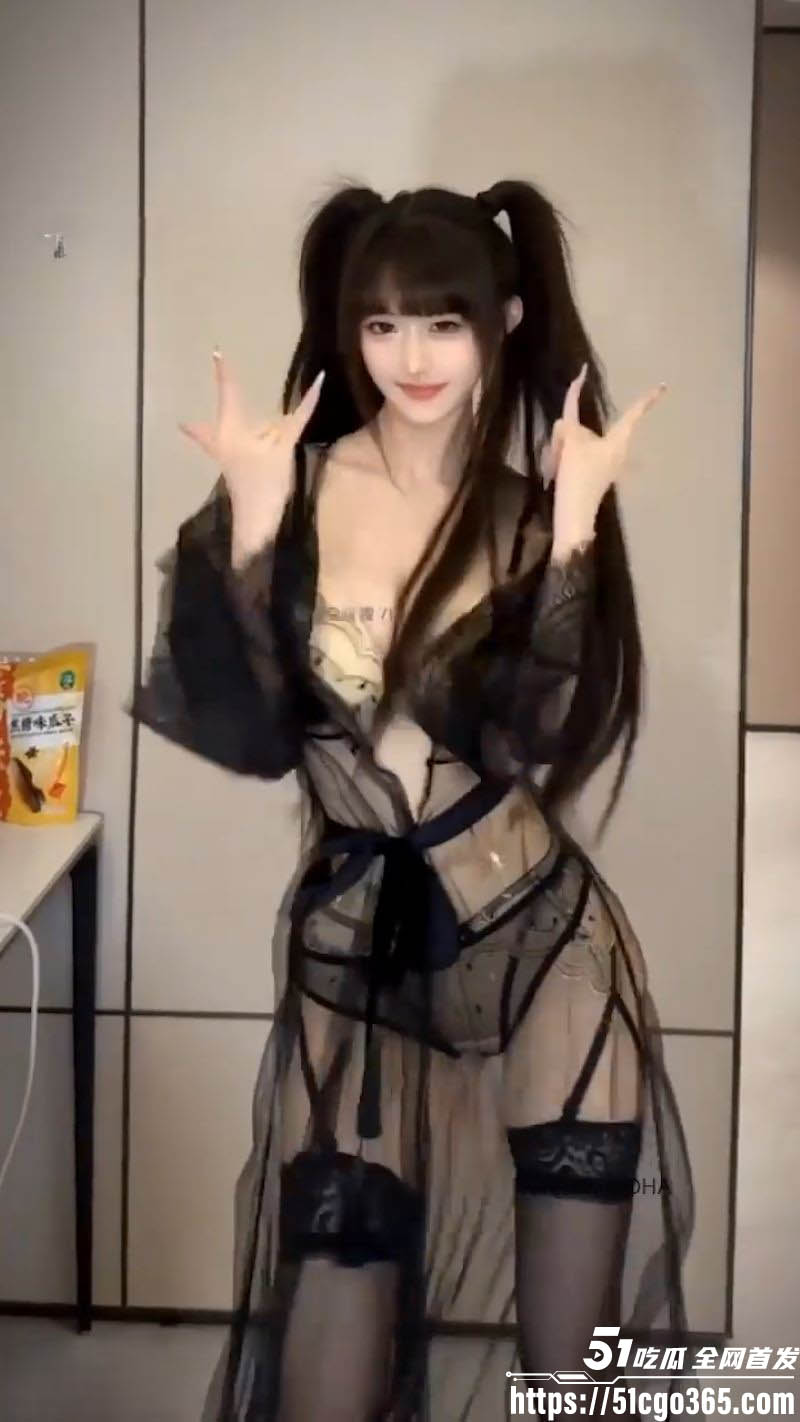 抖音擦边网红超蓝布罗莉合集流出 7