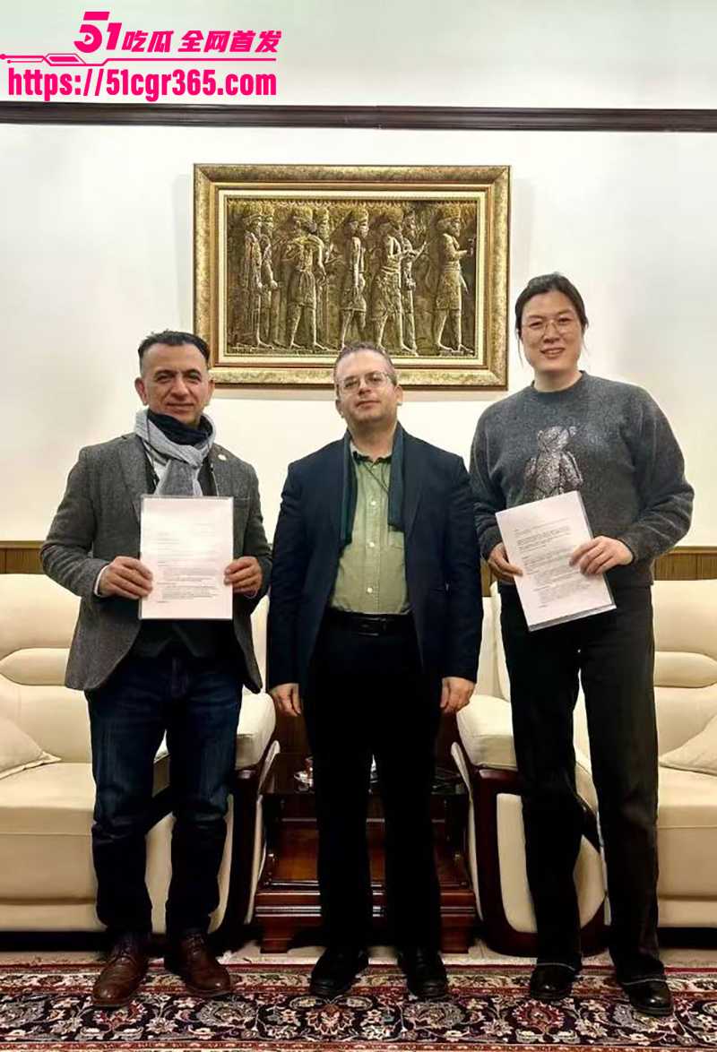 深圳公交车朱长银不雅视频流出  9 拷贝