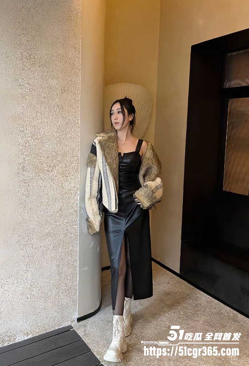 成都长腿御姐张曦文和男友激情做爱视频曝光5拷贝