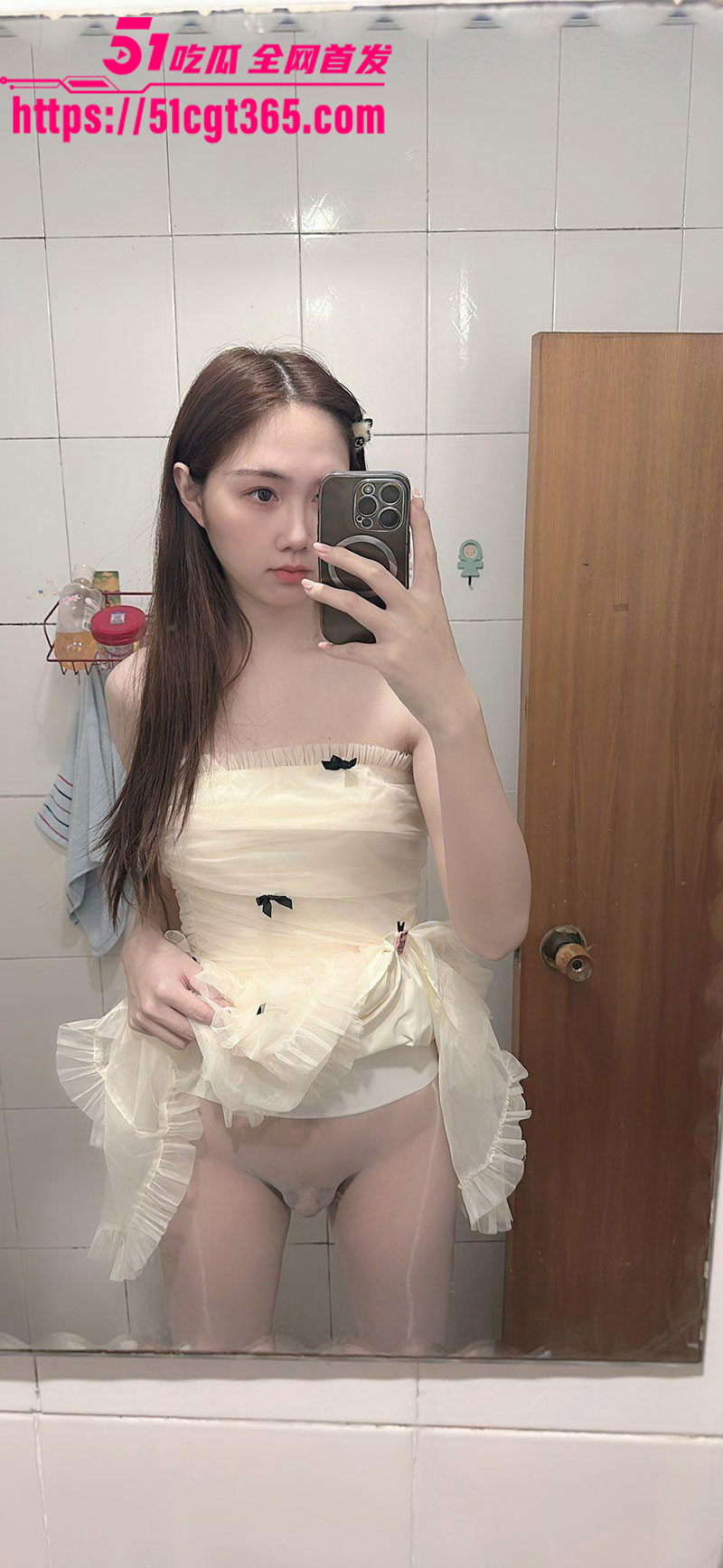南京高颜值TS伪娘 胡静静 御姐颜值性感大长腿 肉丝黑丝制服诱惑 飞机杯自慰手冲狂撸精液喷射！