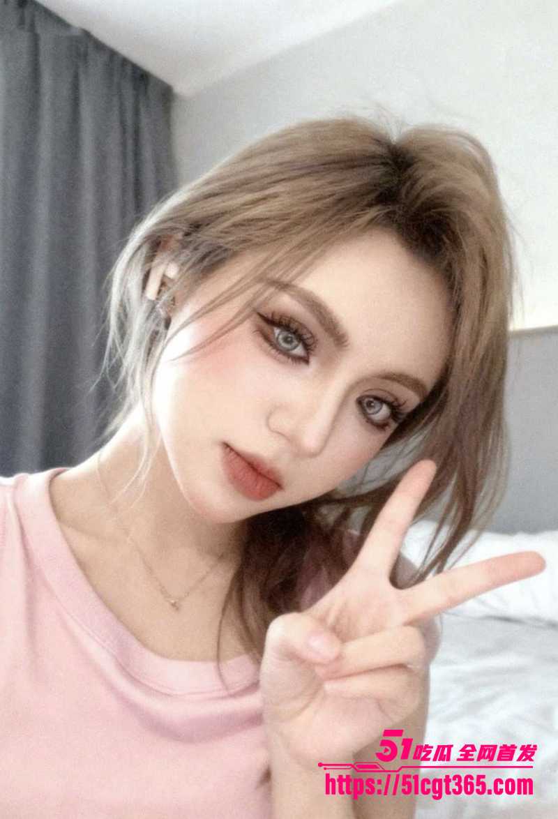 中俄免签俄罗斯人乘气垫船组团来中国3拷贝