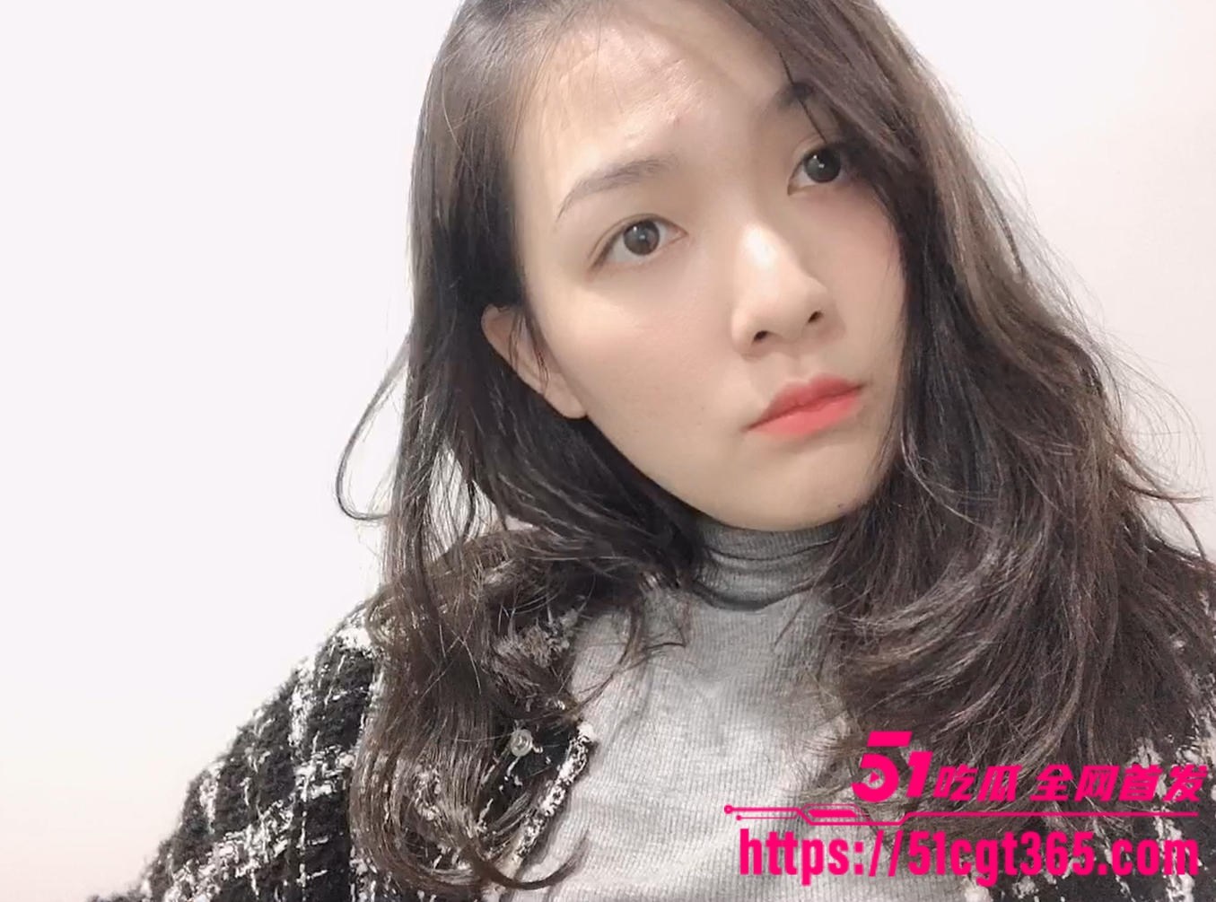 江苏连云港风骚少妇 罗欣怡 性爱视频被前男友曝光 露脸深喉口交 对镜自拍后入爆操 妥妥的反差母狗！