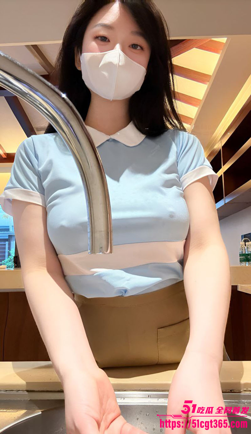 极品福利姬 Olive 大尺度私拍流出 御姐气质好利来制服撩人 白虎粉嫩道具自慰 高潮白浆喷涌四溢！