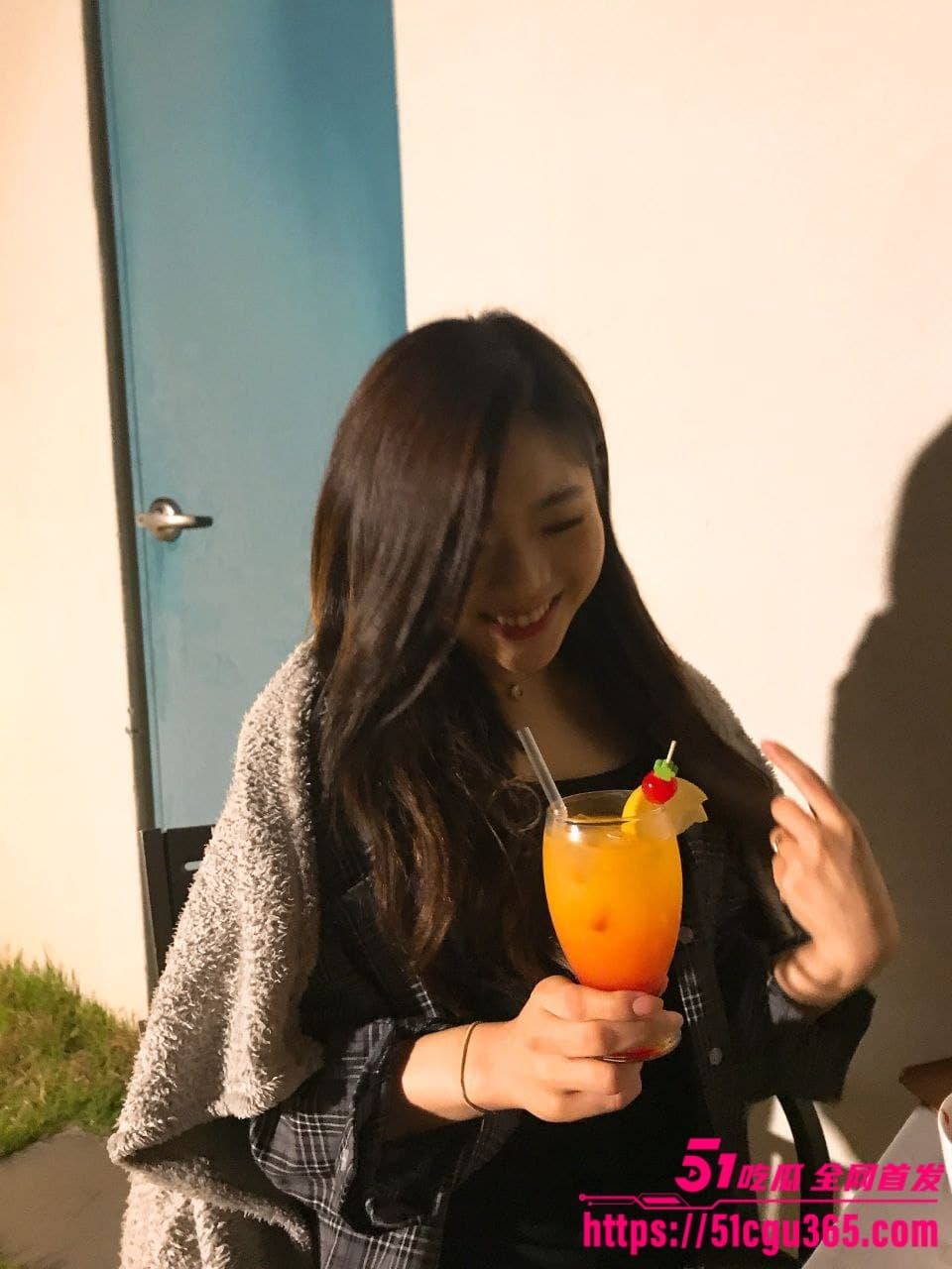 韩国高颜值人妻 妮妮 为业绩献身做爱视频被客户爆光 3