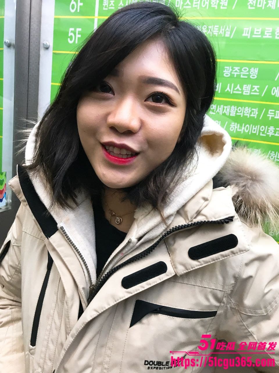 韩国高颜值人妻 妮妮 为业绩献身做爱视频被客户爆光 12