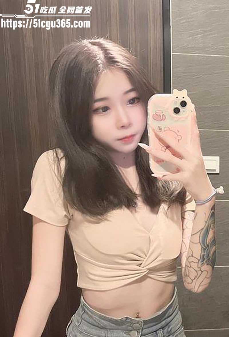极品高颜值的小网美萱萱与网友约炮偷拍视频流出4拷贝