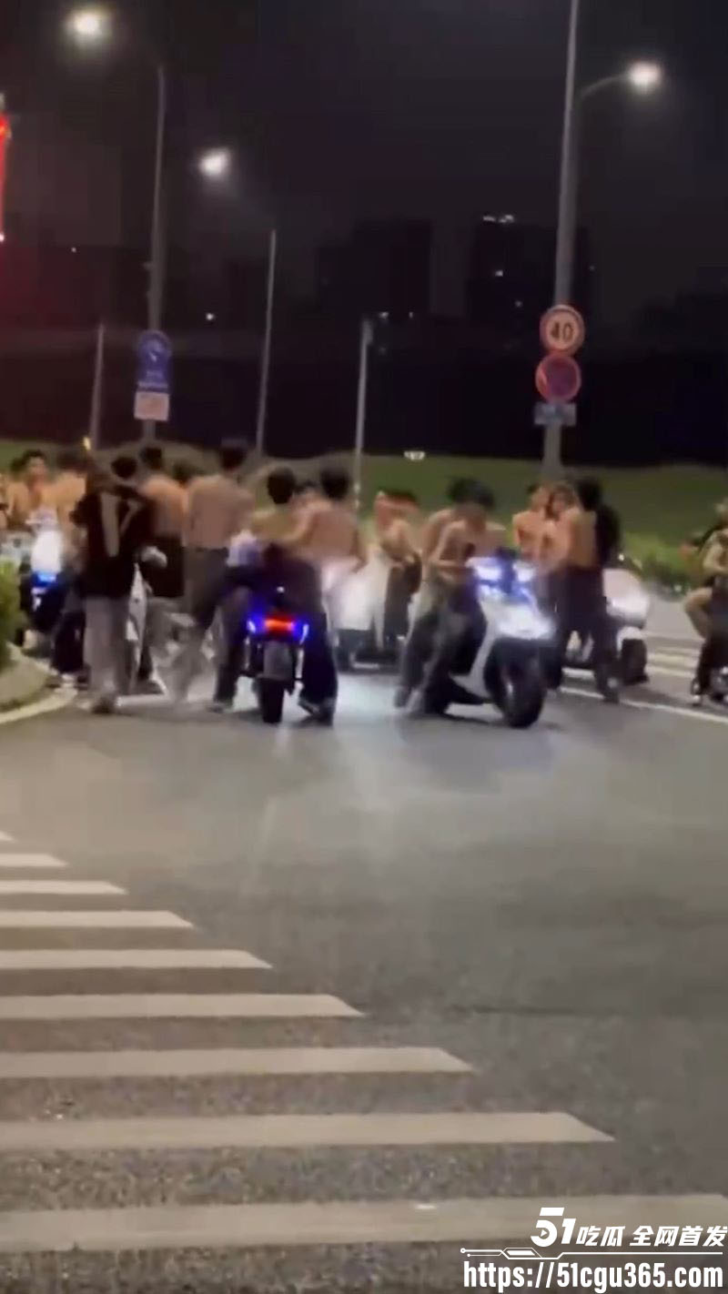 广东街头古惑仔重现 6