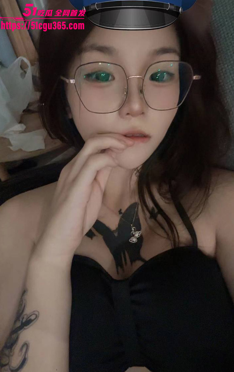 周子钰裸贷3