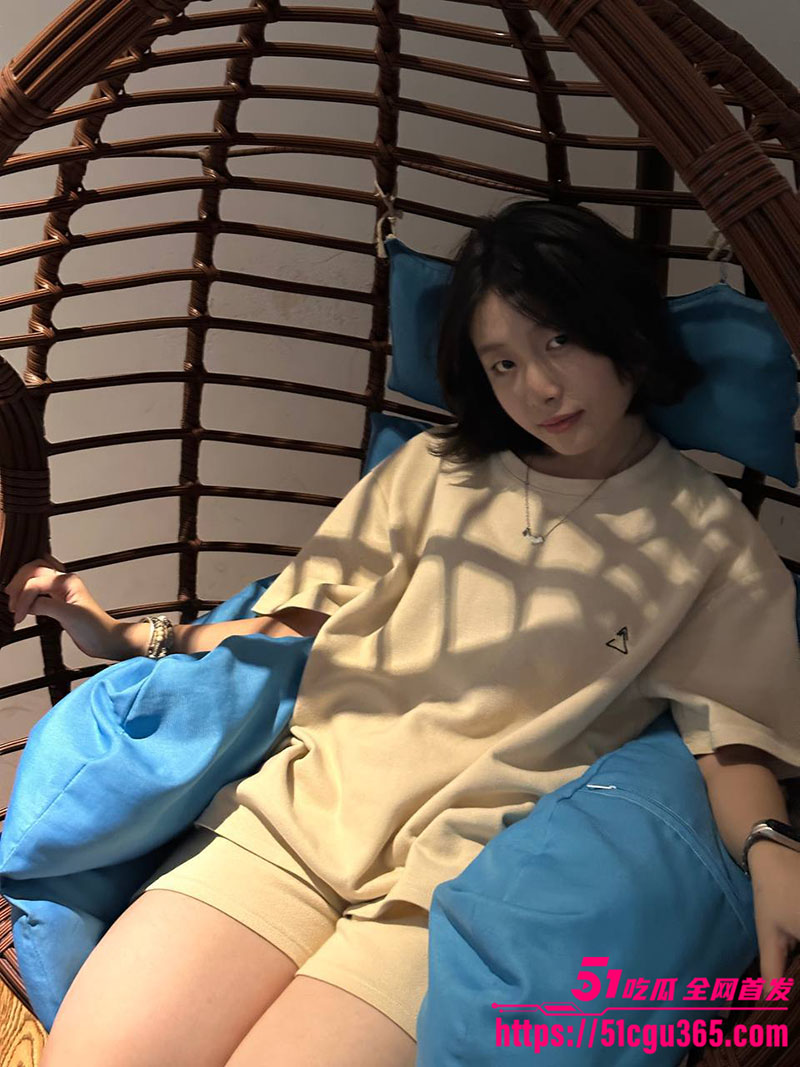 山东滨州骚货 王玥 和男友性爱视频曝光 丝袜紧裹美腿 口交深喉女上位骑乘翘臀摇曳 反差到极致！