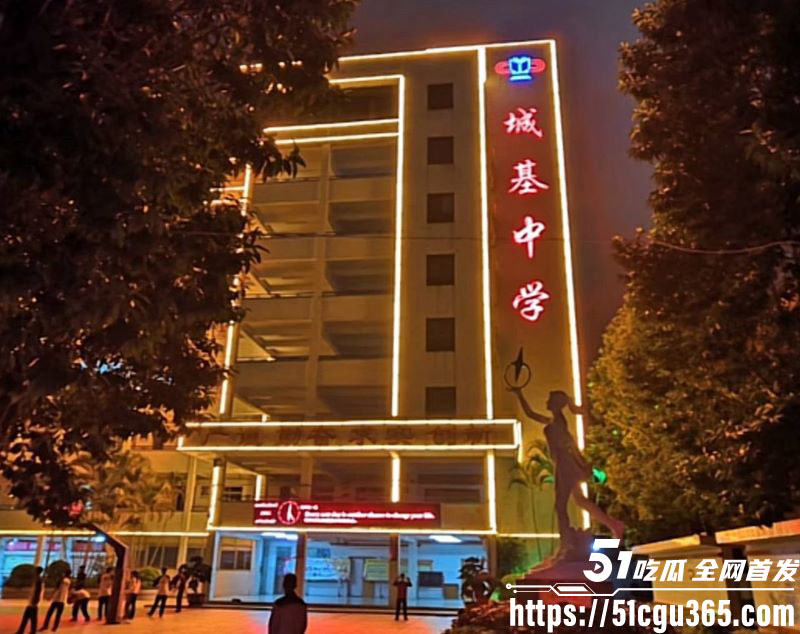 潮州城基实验中学大瓜！校园教官嫖娼黑料爆出 学生手机竟成道具 MV式全程录像 口交毒龙啪啪记录全过程！