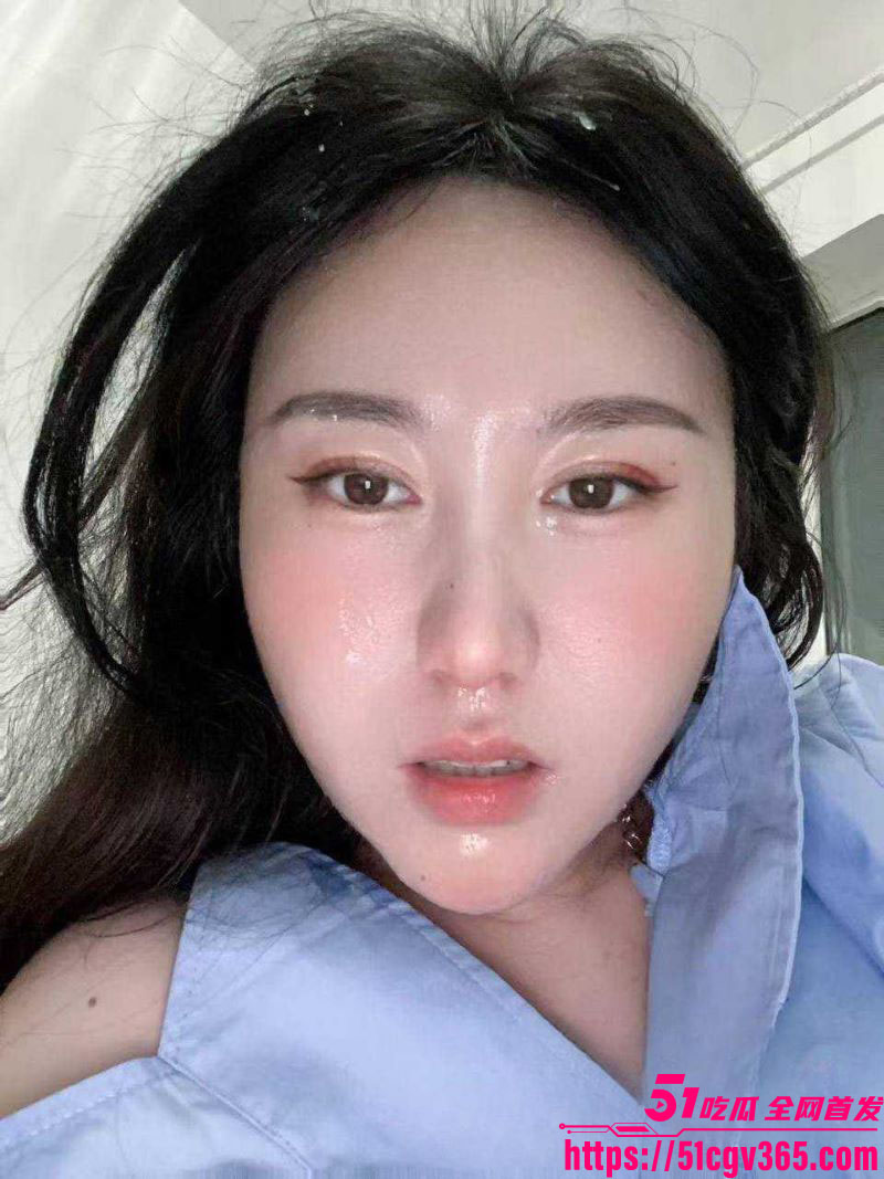 抖音极品少妇花椒粒不雅视频 4