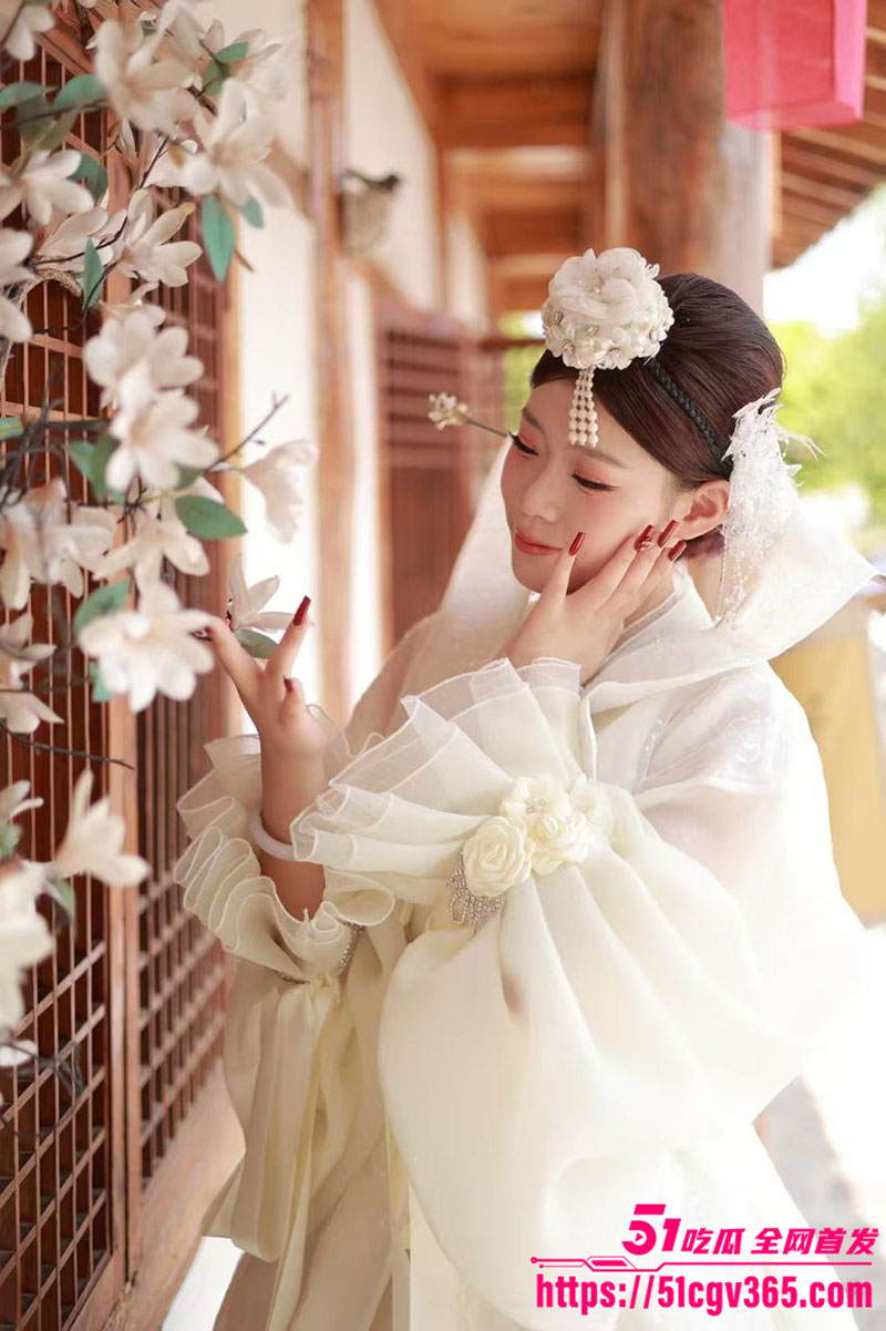 松原职业技术学院反差婊 王若冰 卖逼兼职私密视频曝光  17