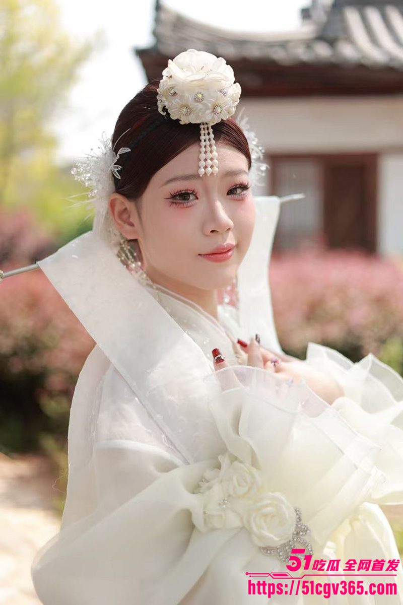 松原职业技术学院反差婊 王若冰 卖逼兼职私密视频曝光  6