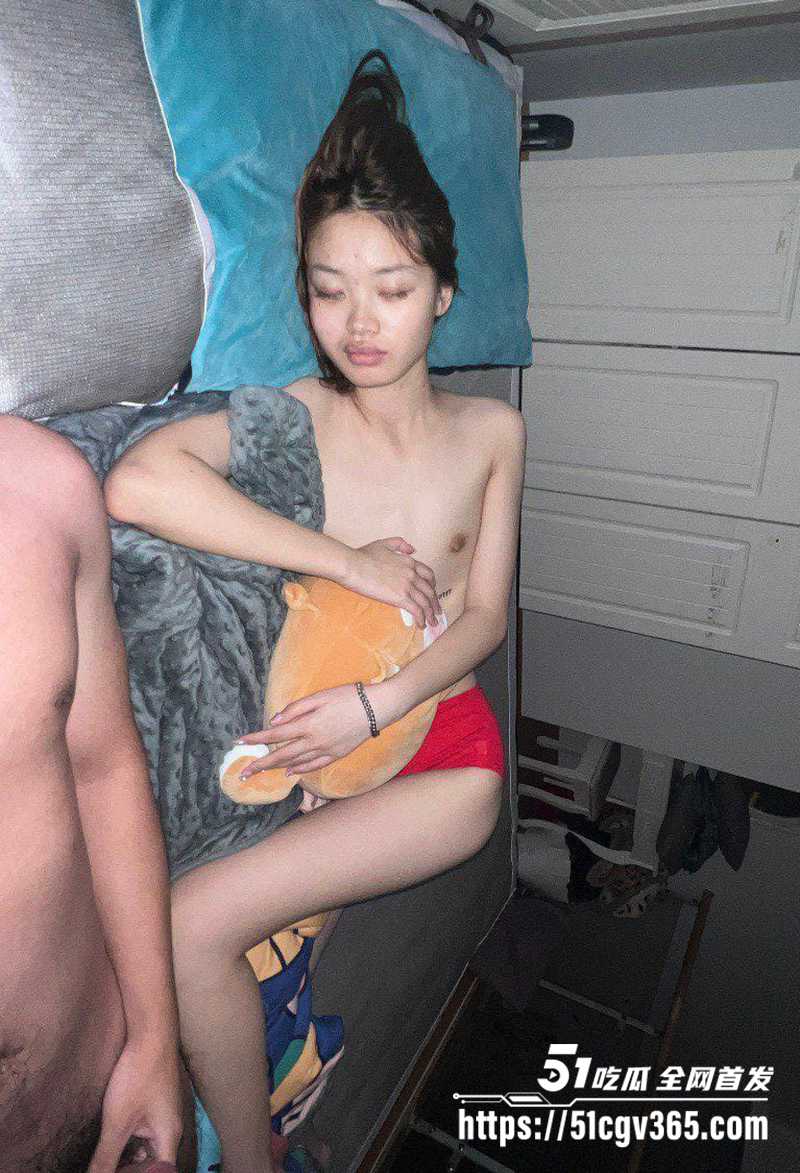 天津情侣出租屋激情做爱视频曝光 5 拷贝