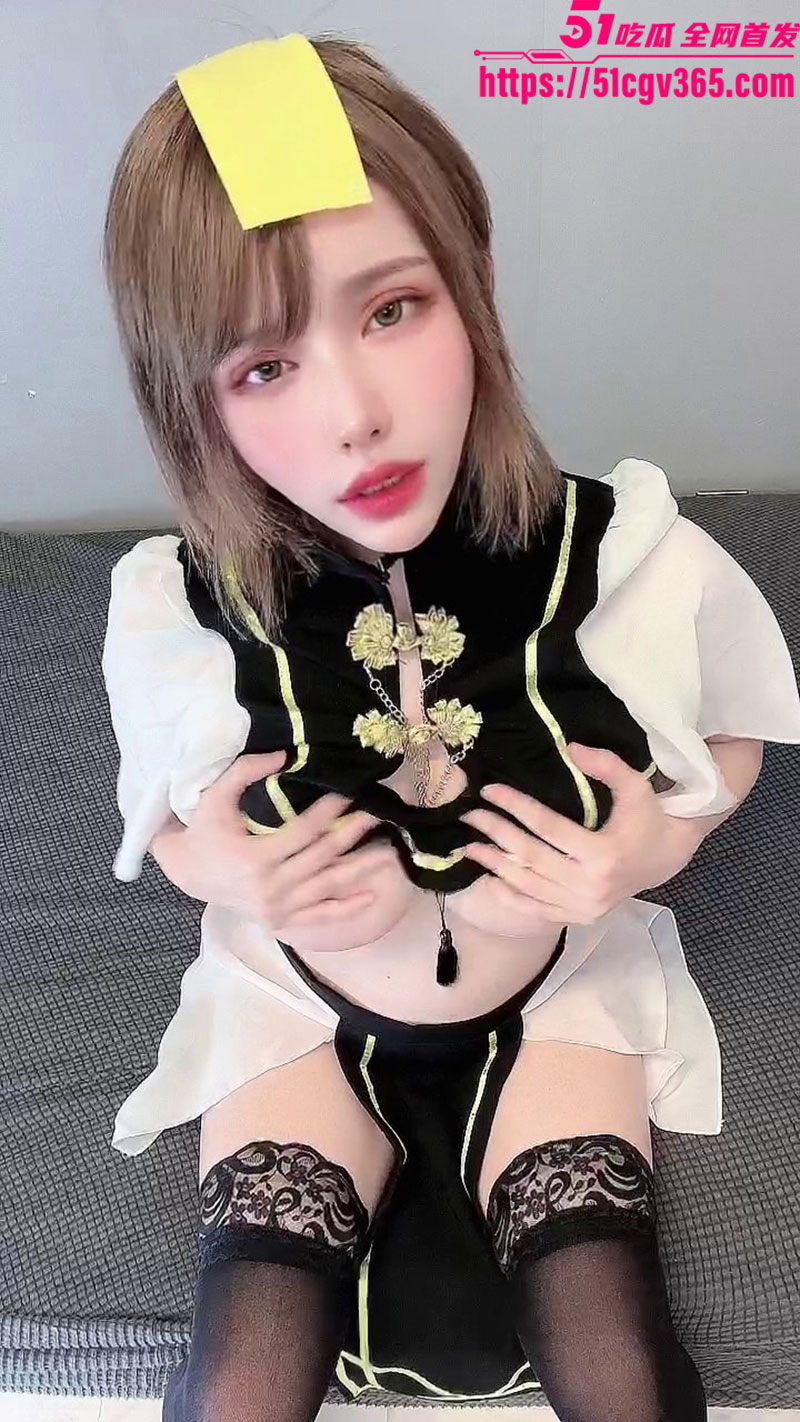 高颜值福利姬 CRYBABY0430 万圣节cos僵尸娘 3